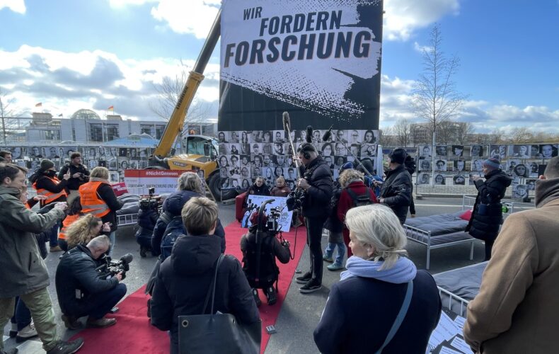 Regierung muss endlich mehr gegen Long-COVID, ME/CFS und Post-Vac-Syndrom tun
